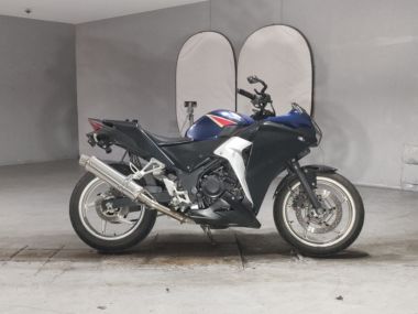 Honda CBR250R