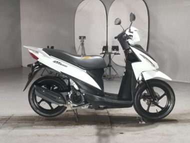 Suzuki Address V110