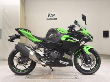 Kawasaki Ninja400
