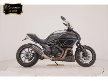 Ducati Diavel Carbon