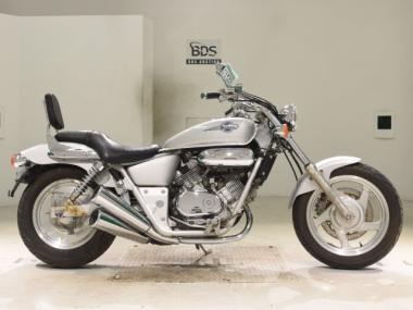 Honda Magna 250