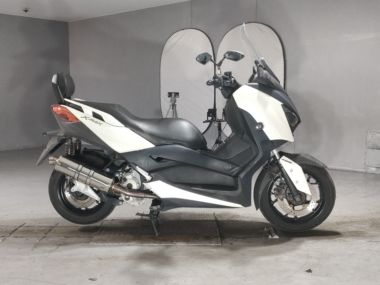 Yamaha X-MAX250
