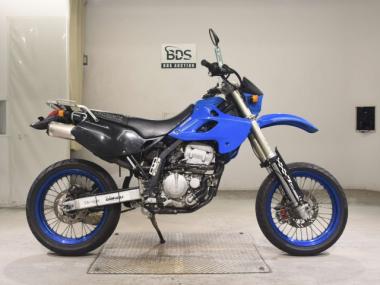 Kawasaki D-Tracker
