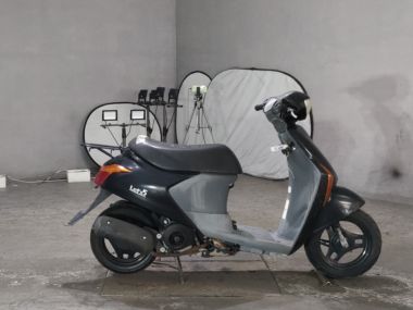 Suzuki Let's5