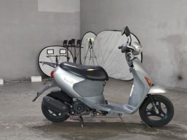 Suzuki Let's4