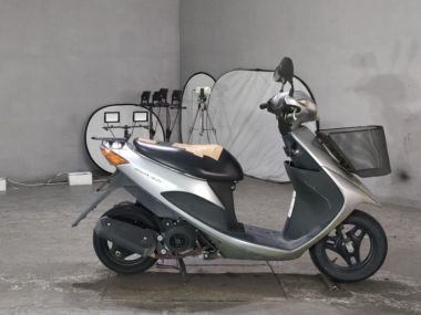Suzuki Address V50