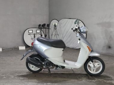 Suzuki Let's4