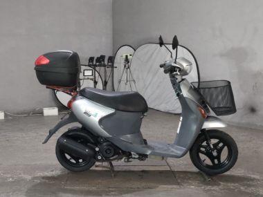 Suzuki Let's4