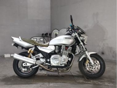 Yamaha XJR1300