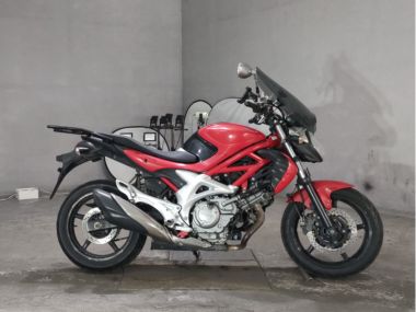 Suzuki Gladius400