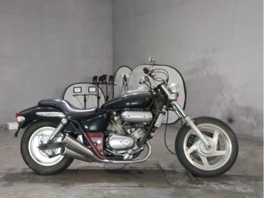 Honda Magna 250