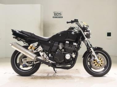 Yamaha XJR400R