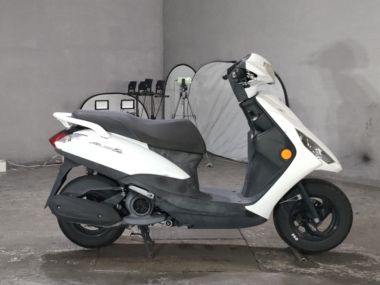 Yamaha Axis Z