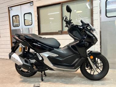 Honda ADV160