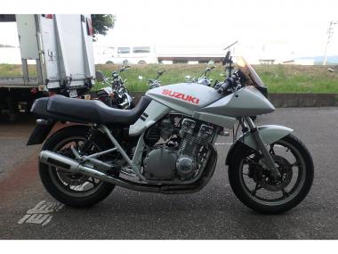 Suzuki GSX750S Katana