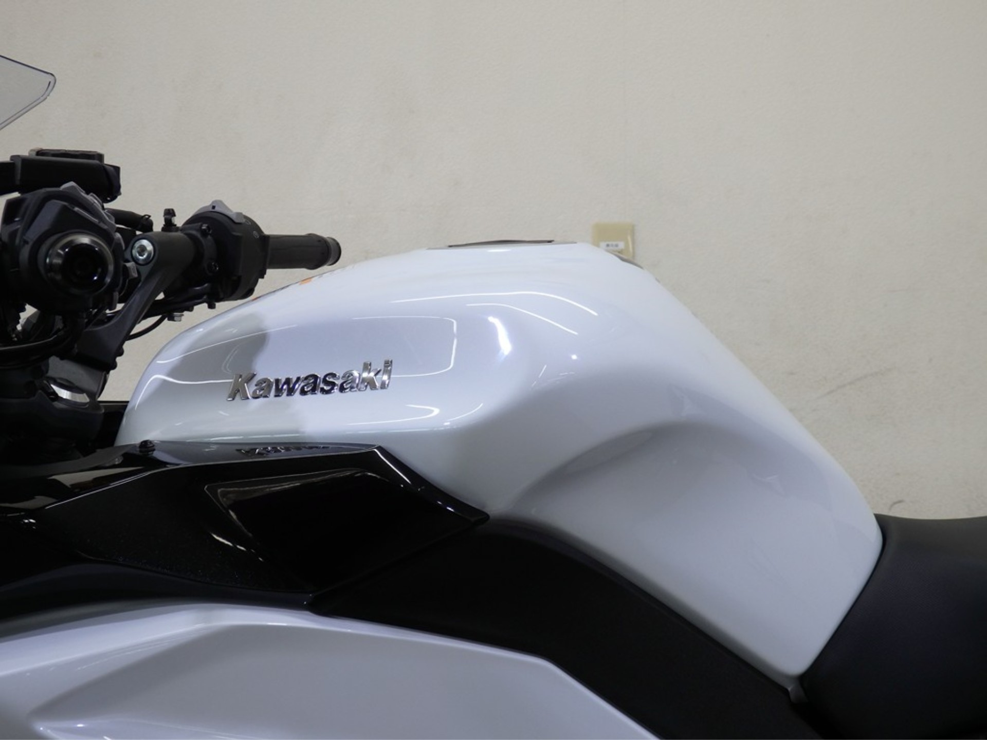 Миниатюра 12
