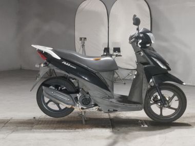 Suzuki Address V110