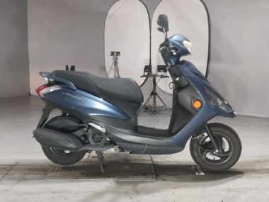 Yamaha Axis Z
