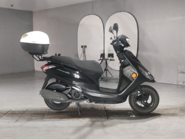 Yamaha Axis Z
