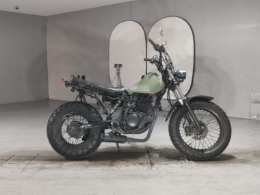 Yamaha TW225