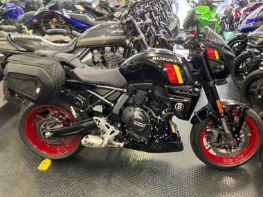 Suzuki Gsx-8tt
