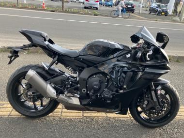 Yamaha Yzf-R1