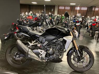 Honda CB250R