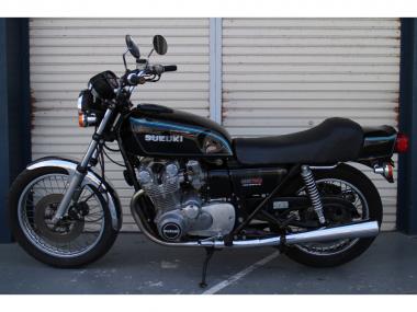 Suzuki GS750