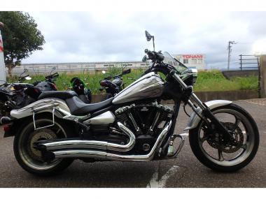 Yamaha XV1900CU Raider