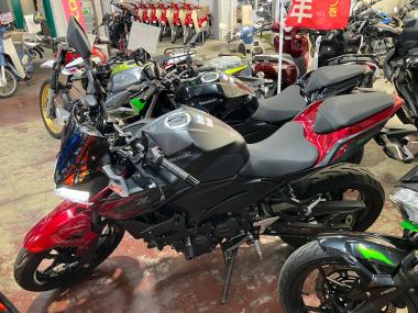 Kawasaki Z250