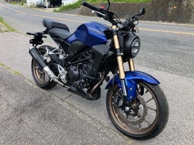 Honda CB250R