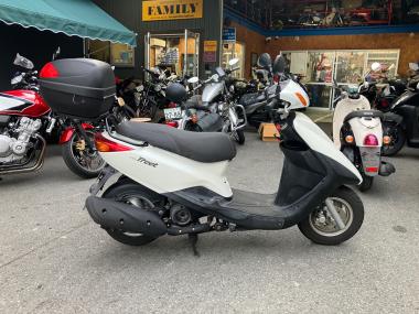 Yamaha Axis Treet