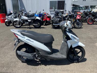 Suzuki Address V110