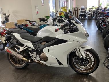Honda VFR800F