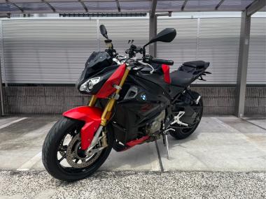 BMW S1000R