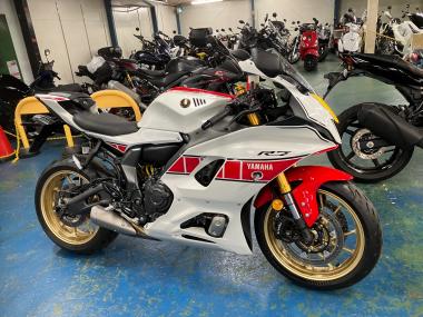 Yamaha Yzf-R7