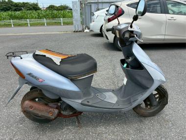 Suzuki Let's2