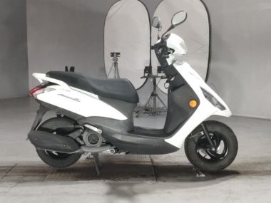 Yamaha Axis Z