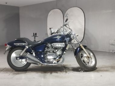 Honda Magna 250
