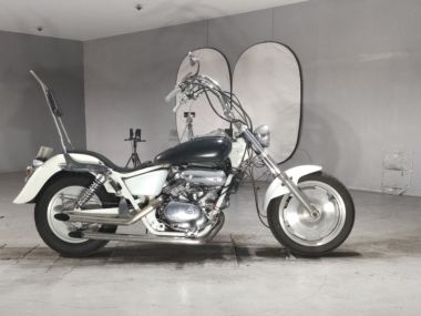Honda Magna 250