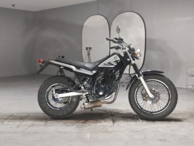 Yamaha TW225