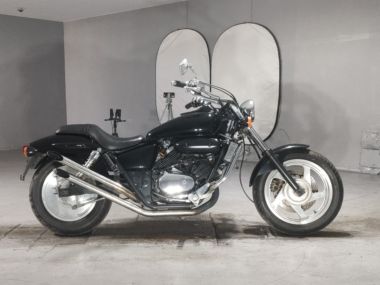 Honda Magna 250