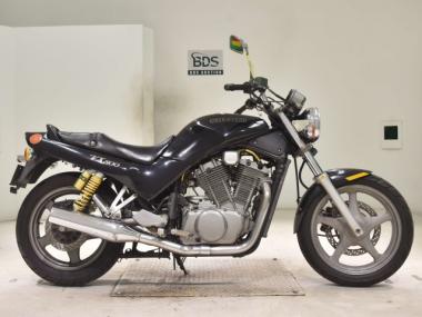 Suzuki VX800