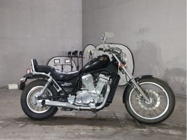 Suzuki Intruder 750