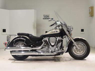 Yamaha XV1600 Roadster