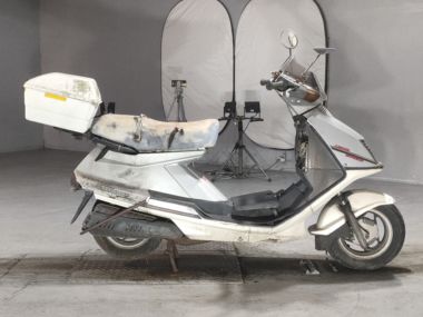 Yamaha Tracy125