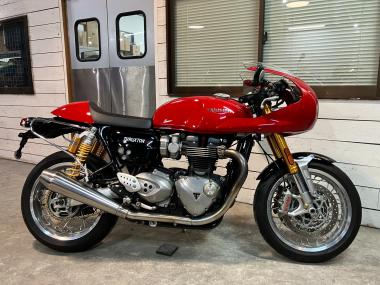 Triumph Thruxton 1200r