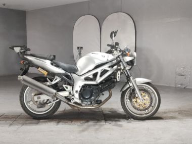 Suzuki SV400