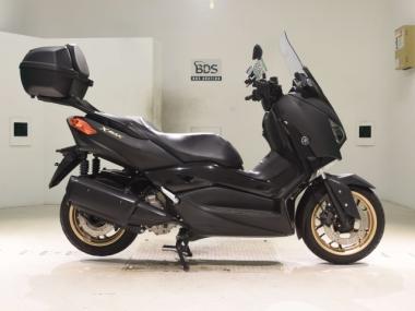 Yamaha X-MAX250