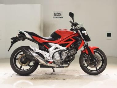 Suzuki Gladius400